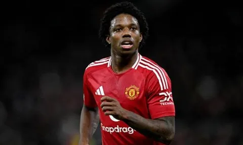 Tyrell Malacia không muốn rời Man United