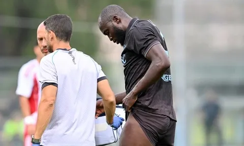 Bác sĩ Napoli xác nhận Lukaku nghỉ tới tháng 12