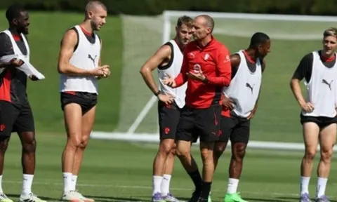 Đội hình Milan 2025: Điểm mạnh, yếu và sự linh hoạt của Allegri