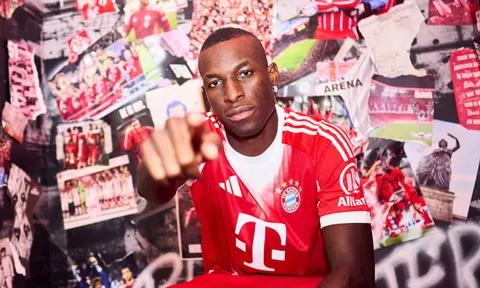 Bayern Munich bị cáo buộc nói dối về vụ Nicolas Jackson