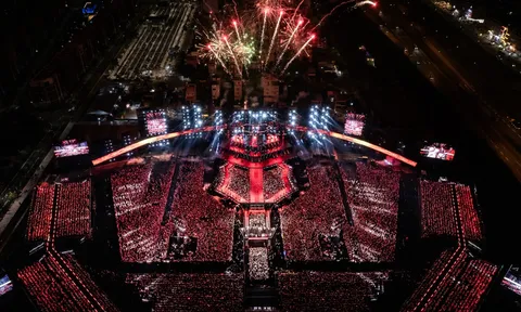 Hàng vạn khán giả hòa nhịp tại “thành phố điểm hẹn” The Global City trong 2 ngày Concert Encore Anh trai vượt ngàn chông gai