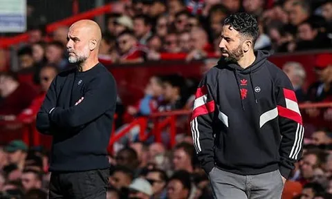 MU và Man City: Sự tái thiết nào hứa hẹn hơn?