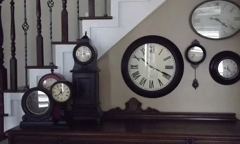 Đồng hồ treo sai chỗ, gia chủ khó giữ tiền: 3 vị trí tuyệt đối nên tránh