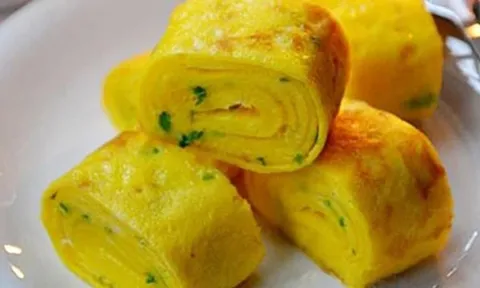 Thả thứ này vào rán trứng: Từ 2 quả nhiều như 4 quả, thơm ngon cực phẩm giàu dinh dưỡng gấp đôi