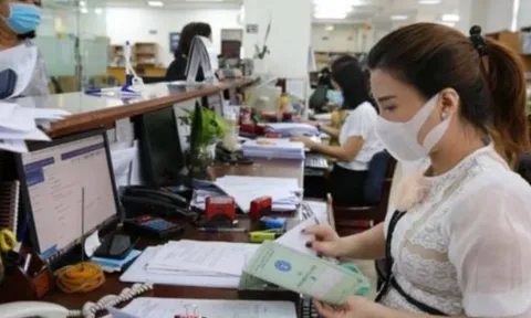 Tin vui: Công chức xã, phường sẽ được trả lương trước 15/9