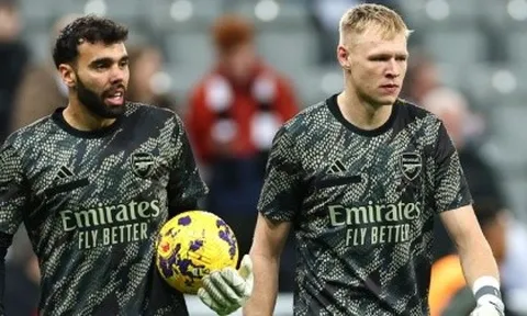 Arteta thừa nhận bị phản đối sau khi loại Ramsdale, trao cơ hội cho Raya
