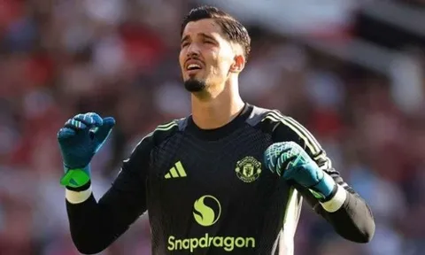 Amorim bị chỉ trích vì để Bayindir bắt chính ở derby Manchester