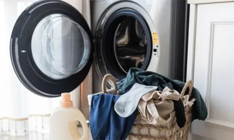 Những loại quần áo và các món đồ nhất định nên lột trái khi giặt