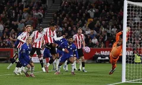 Bị Brentford "níu chân", Chelsea lỡ cơ hội tạm chiếm ngôi đầu