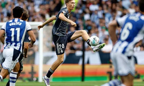Real Madrid muốn kiến nghị lên FIFA về thẻ đỏ của Dean Huijsen