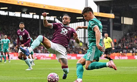 Liverpool thắng nhọc, chuyên gia nêu rõ vấn đề