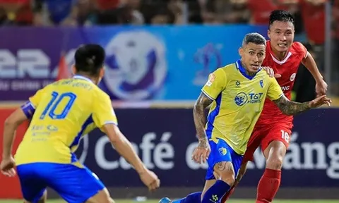 HLV Teguramori thừa nhận Hà Nội FC gặp khủng hoảng tâm lý
