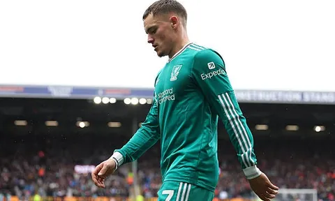 Vì sao Florian Wirtz vẫn chưa thể tỏa sáng tại Liverpool?