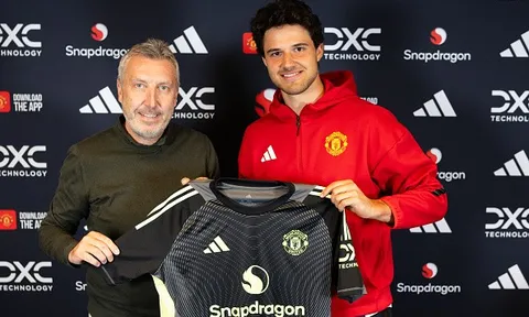 Đến cả anh trai Senne Lammens cũng hoài nghi thương vụ gia nhập Man Utd