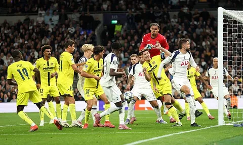 Tottenham giành chiến thắng nhờ sai lầm của thủ môn Villarreal