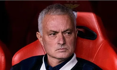 NÓNG: Jose Mourinho sẵn sàng tái xuất dẫn dắt đội bóng Champions League