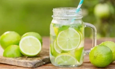 Bí quyết uống nước chanh đúng cách giúp thanh lọc cơ thể, đào thải độc tố hiệu quả