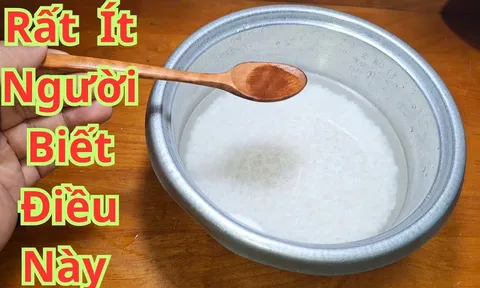 Nấu cơm chỉ bỏ mỗi nước lạnh thôi là chưa đủ: Thả thêm thứ này vào cơm thơm dẻo, phòng ngừa bệnh tật