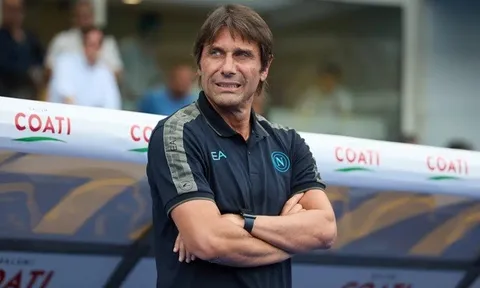 Conte bất ngờ với quyết định bán 2 cầu thủ của MU