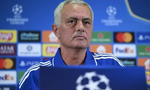 Mourinho trở lại Benfica, nuôi tham vọng Champions League