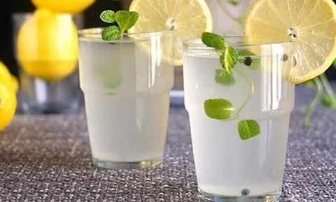 Buổi sáng uống nước chanh ấm: Lợi ích tuyệt vời nhưng tránh ngay thời điểm này kẻo hại sức khỏe