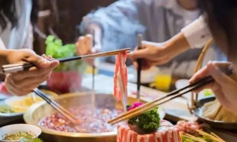 Muốn anh chị em hòa thuận cả đời? Đừng chỉ ăn cơm chung, hãy cùng nhau làm 3 điều này