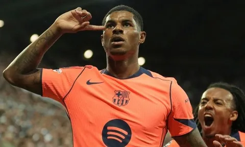 Fernandes, Sancho ngả mũ với Rashford