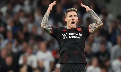 Vũ khí lợi hại của Alex Grimaldo