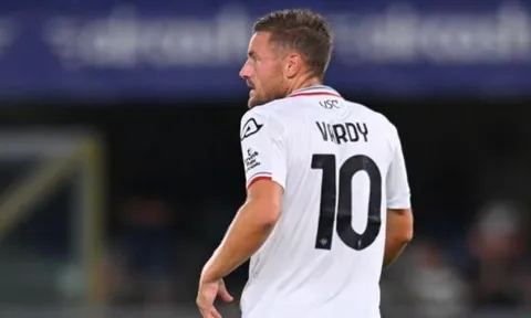 Cremonese yêu cầu kiểm tra y tế cho Vardy do lo ngại chấn thương