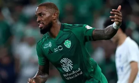 Bị dẫn 3 bàn, Ivan Toney giúp Al-Ahli giành điểm ngoạn mục trước Al-Hilal