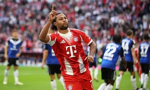 Gnabry giúp Bayern Munich tạm quên Musiala
