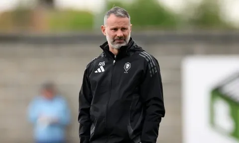 Ryan Giggs thôi làm Giám đốc bóng đá, khao khát trở lại vị trí HLV