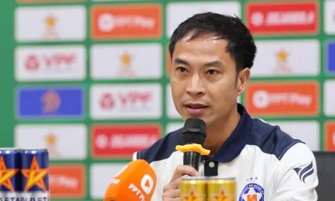 HLV Lê Đức Tuấn không hài lòng với Đà Nẵng, mong Gustavo sớm nhập tịch