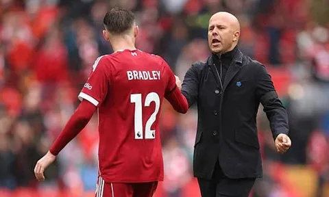Liverpool toàn thắng, Arne Slot vẫn nhìn ra điểm cần cải thiện
