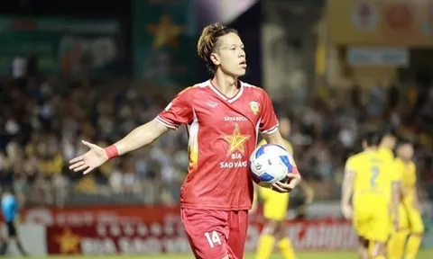 Viktor Lê nhận mưa lời khen từ HLV Hà Tĩnh