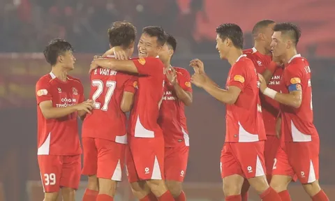 CA TPHCM lọt vào top 3 V-League: Thách thức và cơ hội