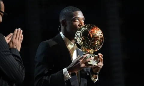 Dembele giành Quả bóng vàng 2025 với chiến thắng áp đảo