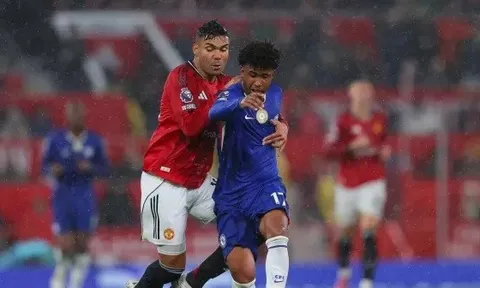 Sau trận gặp MU, Andrey Santos xứng đáng đá chính cho Chelsea