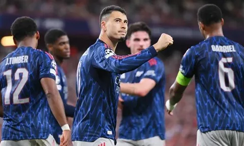 Adebayor cảnh báo Arteta về tình hình của Martinelli