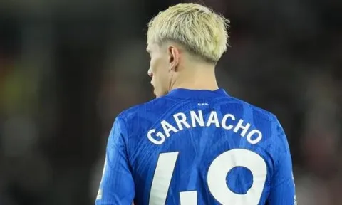 Garnacho chơi ra sao trong lần đá chính đầu tiên cho Chelsea gặp Lincoln City?
