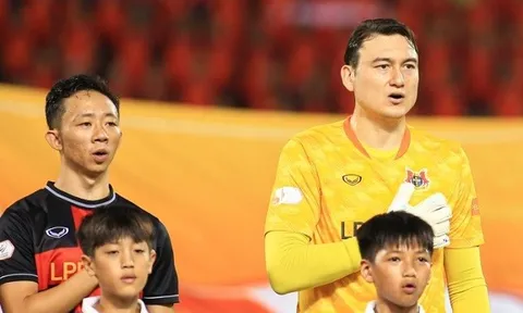 Đặng Văn Lâm thăng hoa ở V.League, liệu có cửa trở lại tuyển?