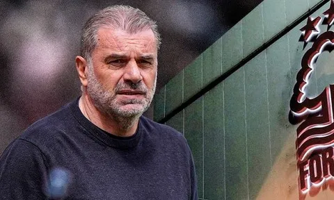 HLV Postecoglou tiếp tục sa lầy với Nottingham Forest