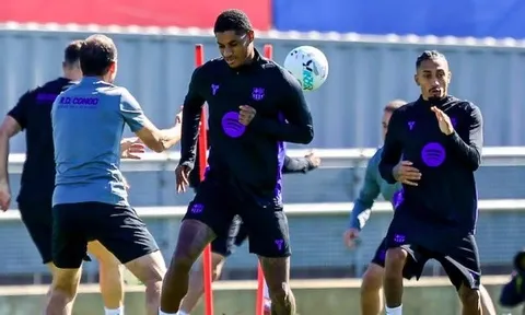 Barcelona với công thức "hai số 9" để khuất phục Real Oviedo