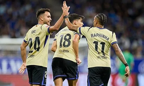 Rashford ghi dấu ấn, Barcelona ngược dòng hạ Oviedo