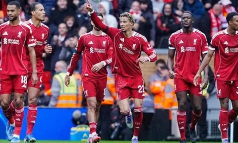 Liverpool thời Arne Slot: Mạnh mẽ nhưng không có chỗ cho người Anh