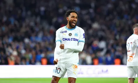 Aubameyang thẳng thắn về sự cạnh tranh với Gouiri