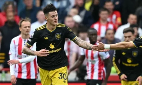 Chấm điểm Man Utd: Sesko ghi dấu ấn; Bayindir cứu thua trong khung gỗ