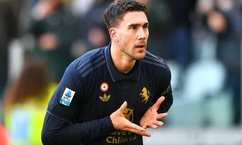 Màn kịch ở Turin: Juventus giữ chân Vlahovic chỉ để mất trắng?