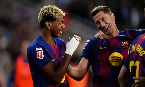 Rashford - Yamal ghi dấu ấn, Barca đánh chiếm ngôi đầu La Liga