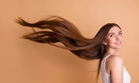 6 bước gội đầu đúng cách giảm gãy rụng và xơ rối rõ rệt